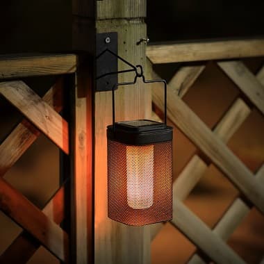 Solar Flicker Flame Hanging Lantern with Metal Mesh